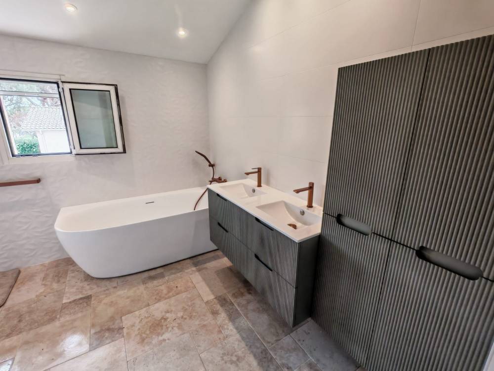 16983e17-60b0-46a4-afe3-43bdcd380735