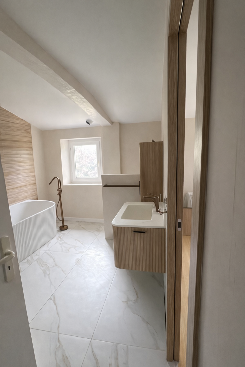 b36b5289-1893-4f6e-a78d-1c74eb2c16b1